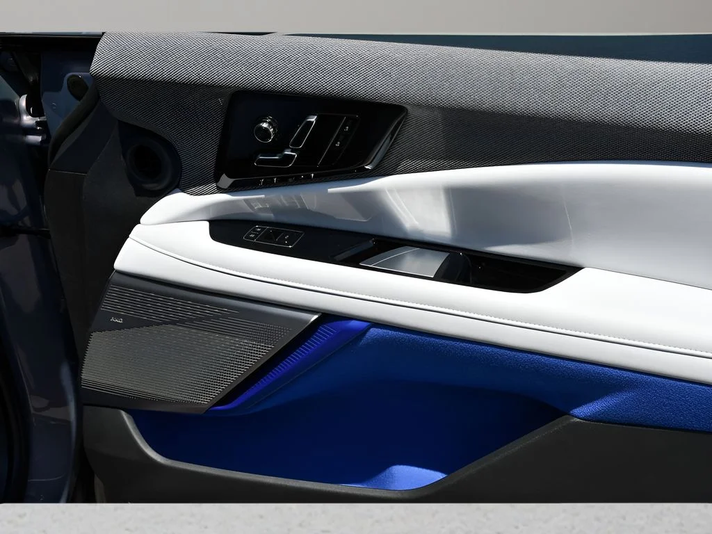 2026 Cadillac OPTIQ Luxury - Photo 31