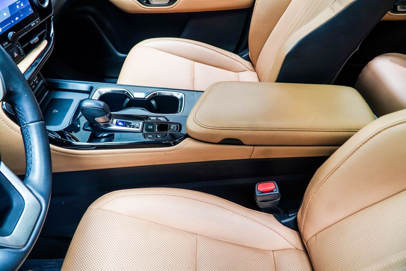 Used 2023 White Lexus 350 Premium image 20