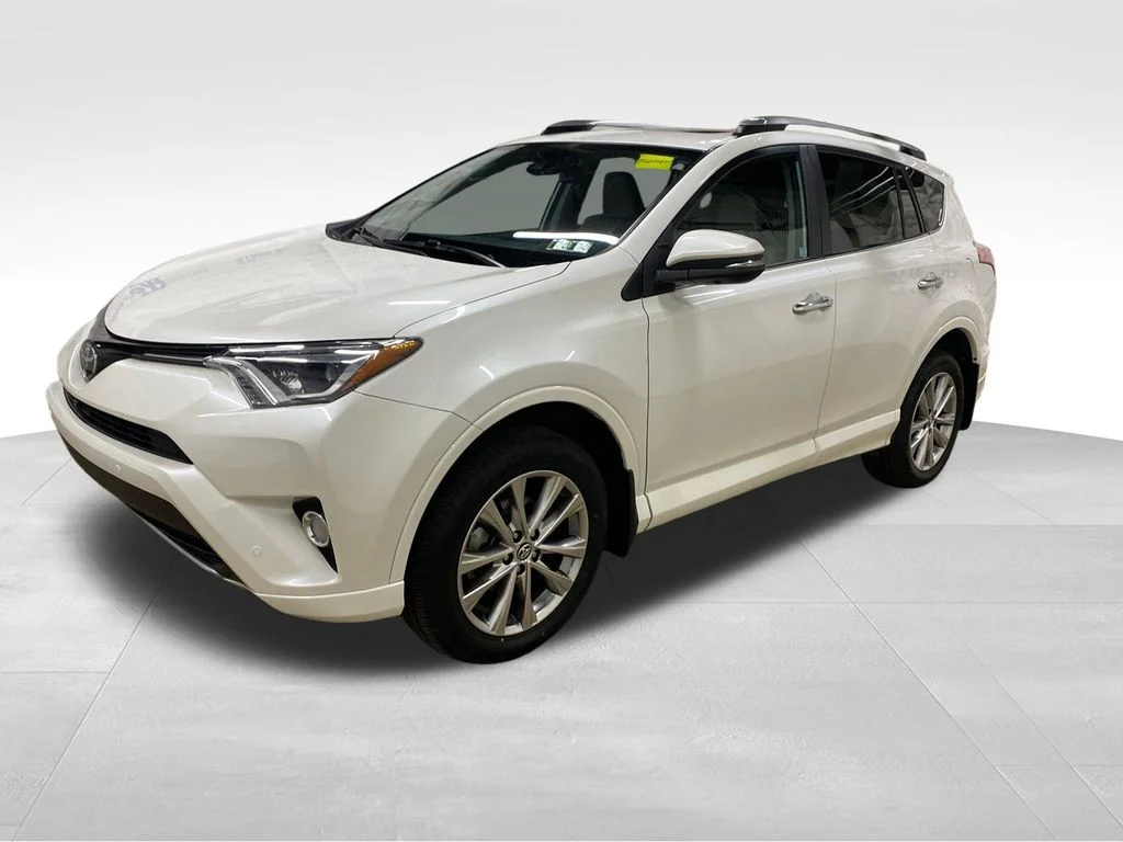 Used 2017 White Toyota Platinum image 3
