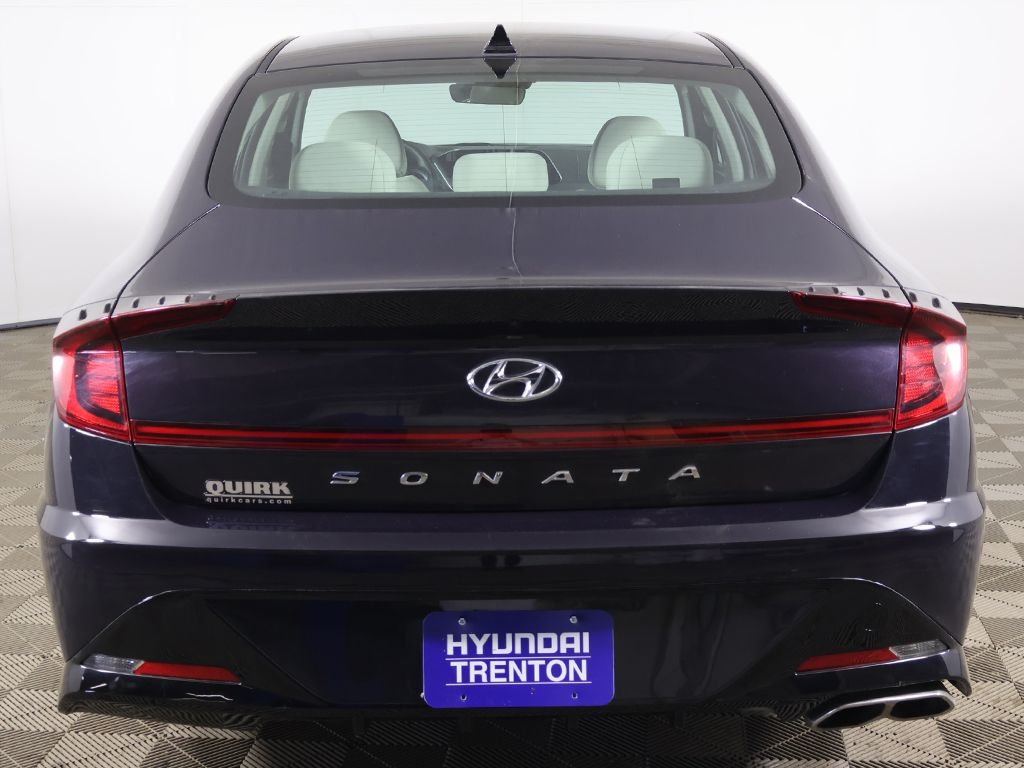 Used 2023 Blue Hyundai SEL image 12