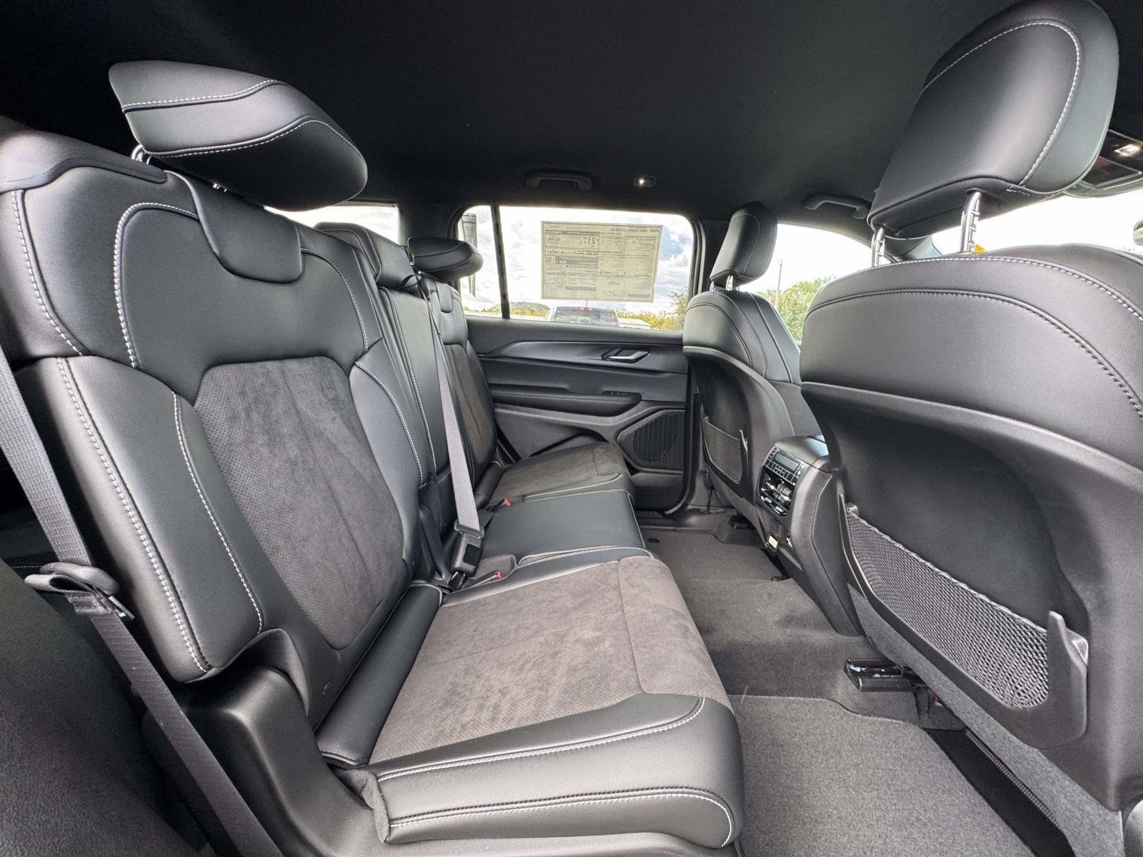 2025 Jeep Grand Cherokee L Altitude - Photo 15
