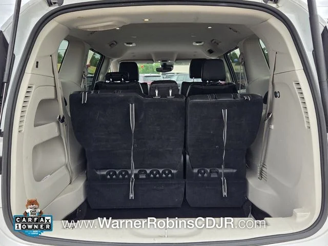 Used 2023 White Chrysler Touring L image 14