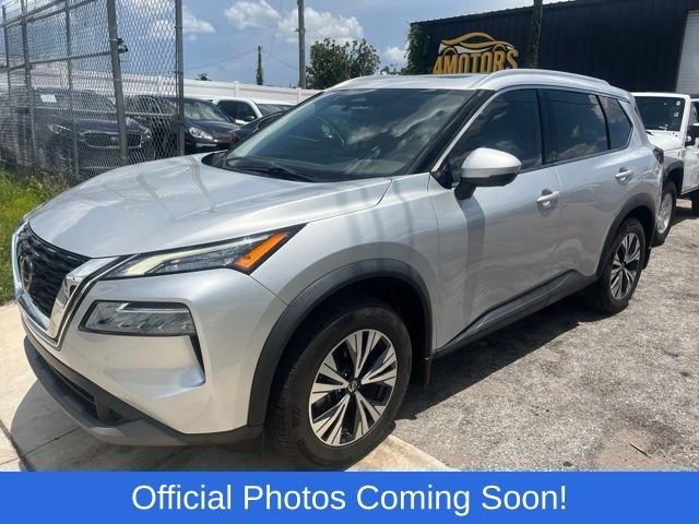 Used 2021 Silver Nissan SV image 2