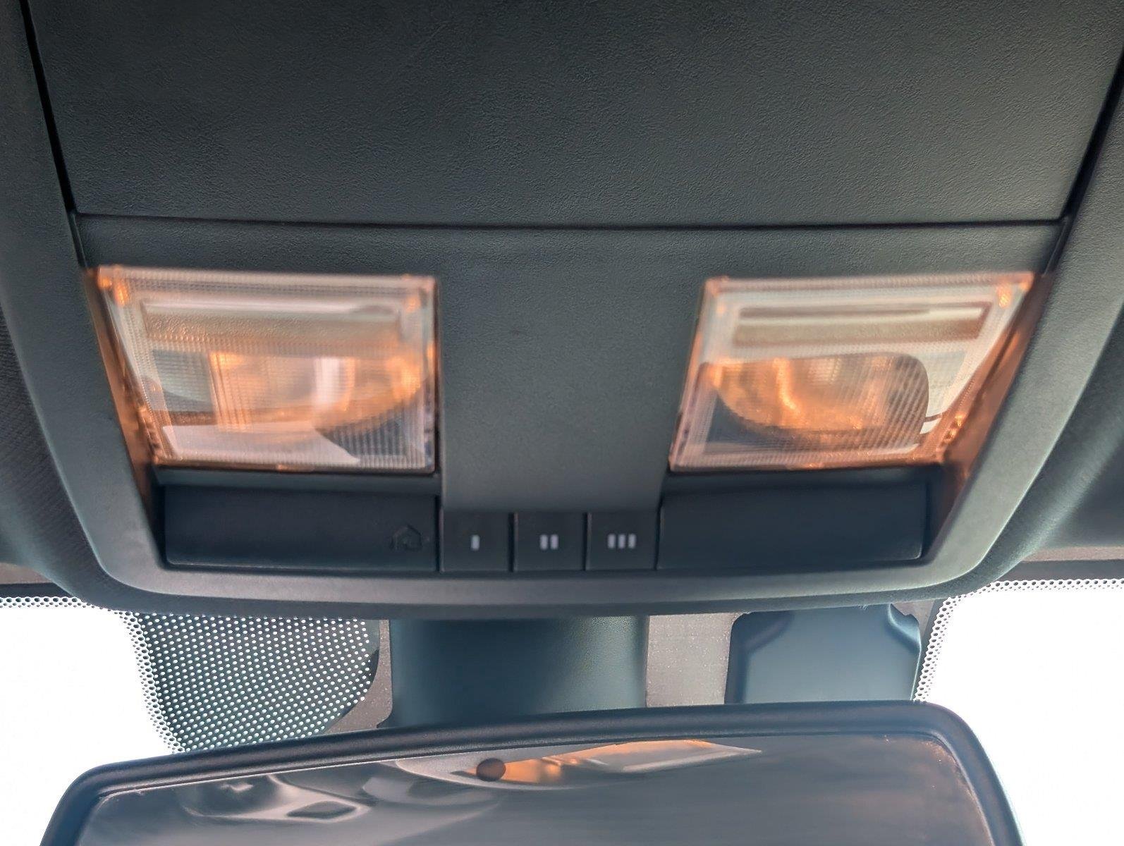 Used 2022 Pitch Black Clearcoat Dodge R/T image 21