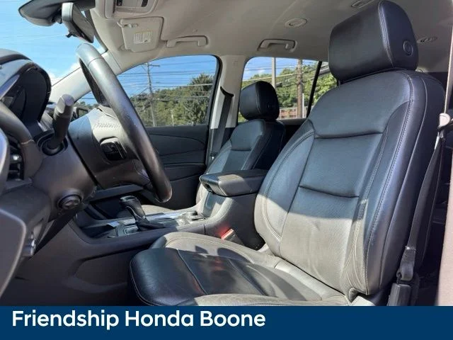 Used 2018 Beige Chevrolet Premier image 19