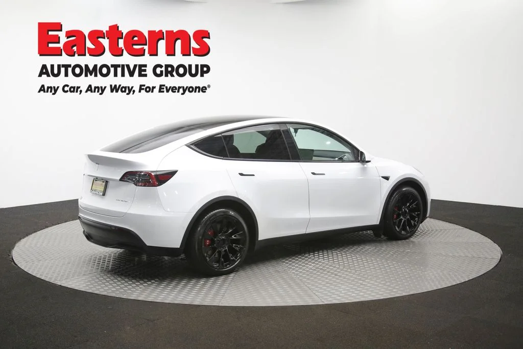 Used 2022 White Tesla Long Range image 36