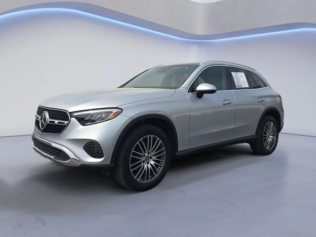 2025 Mercedes-Benz GLC GLC 300 4MATIC's photo