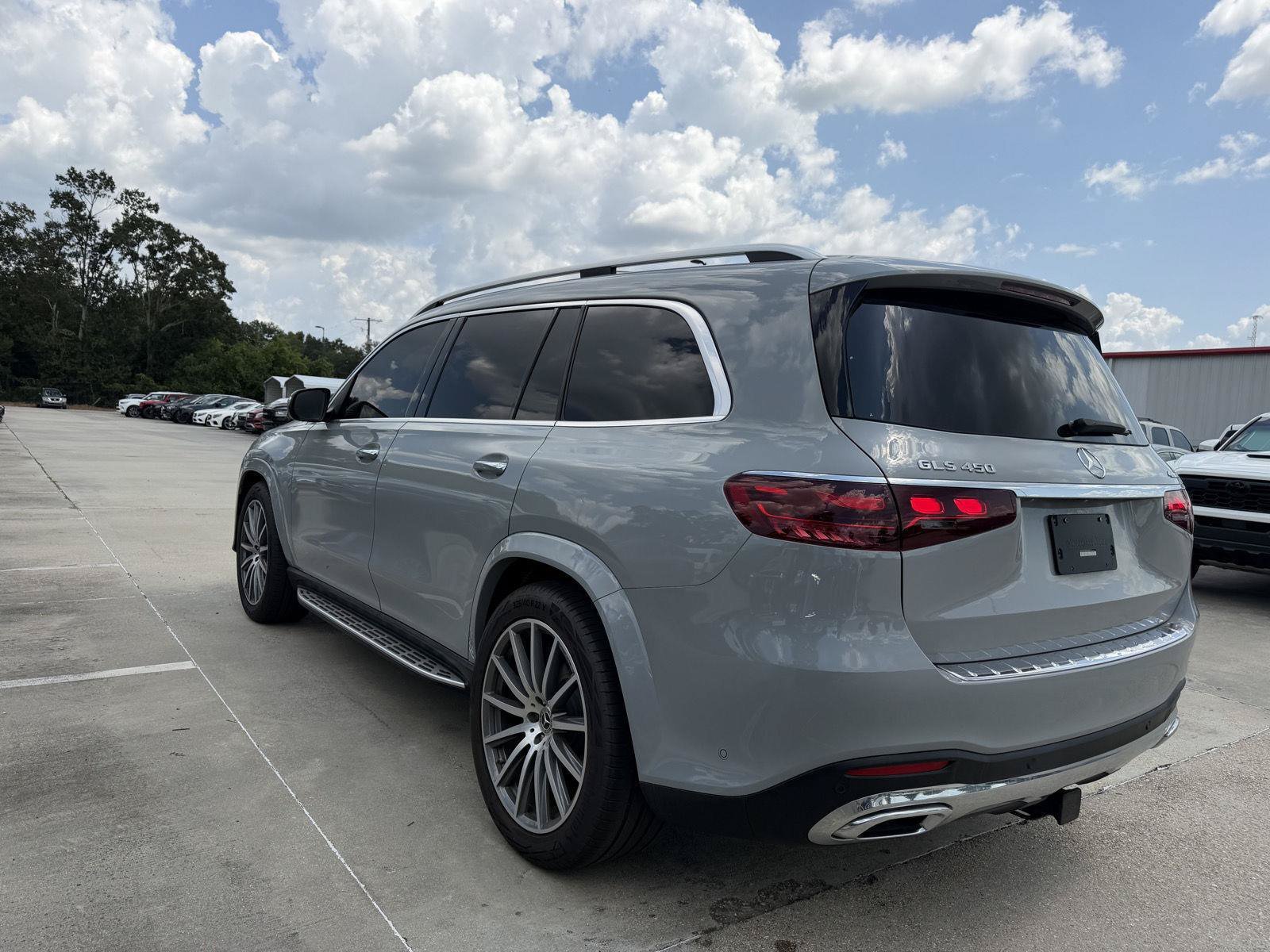 Certified Used 2025 MANUFAKTUR Alpine Grey Mercedes-Benz GLS 450 image 20