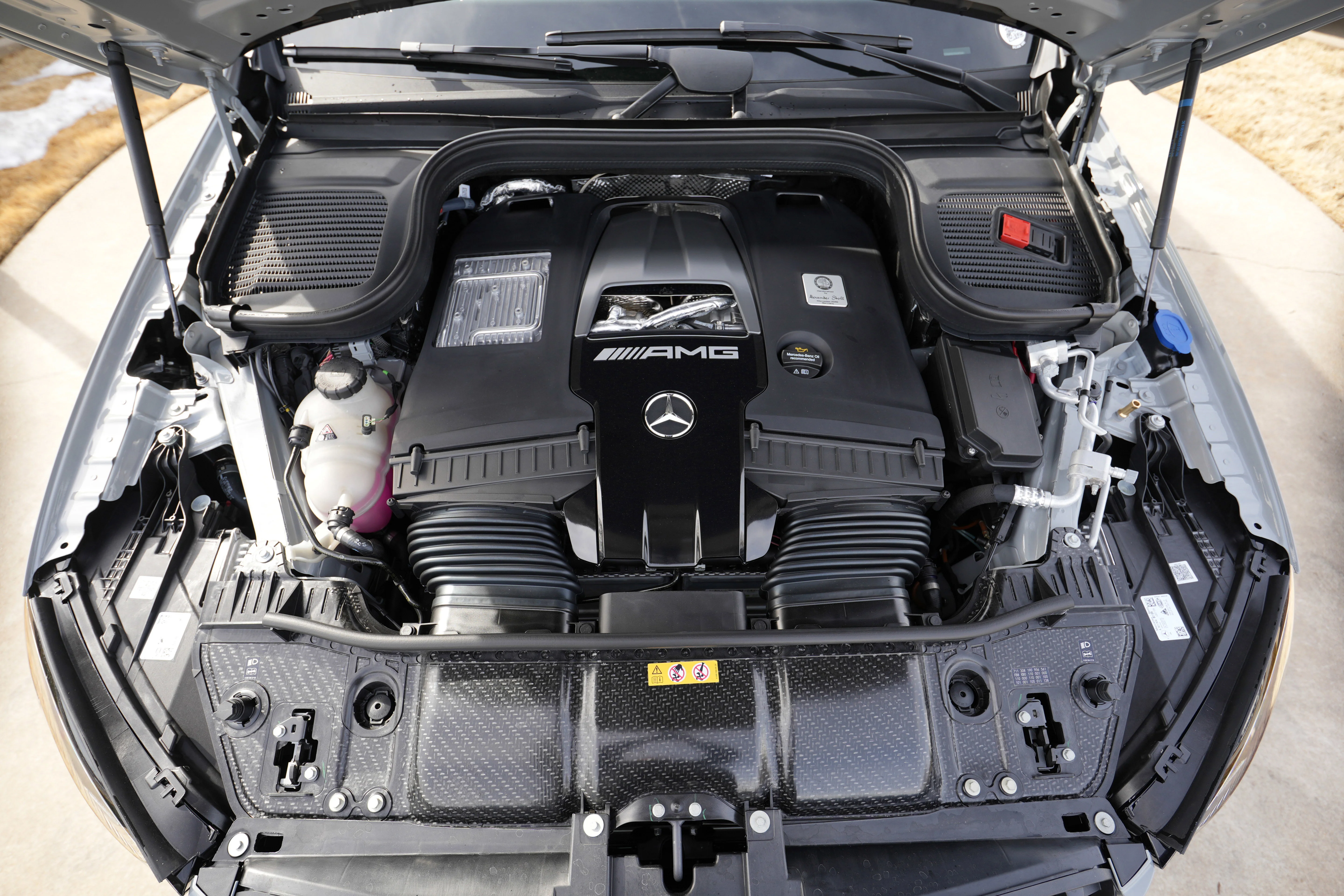 New 2026 MANUFAKTUR Alpine Grey Mercedes-Benz AMG® GLE 63 S image 16
