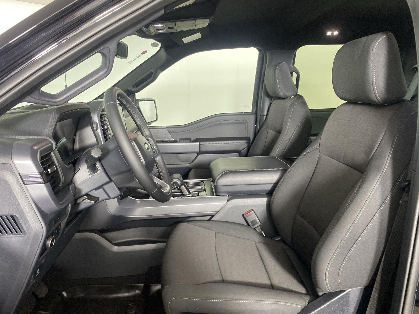Used 2026 Agate Black Ford XLT image 10