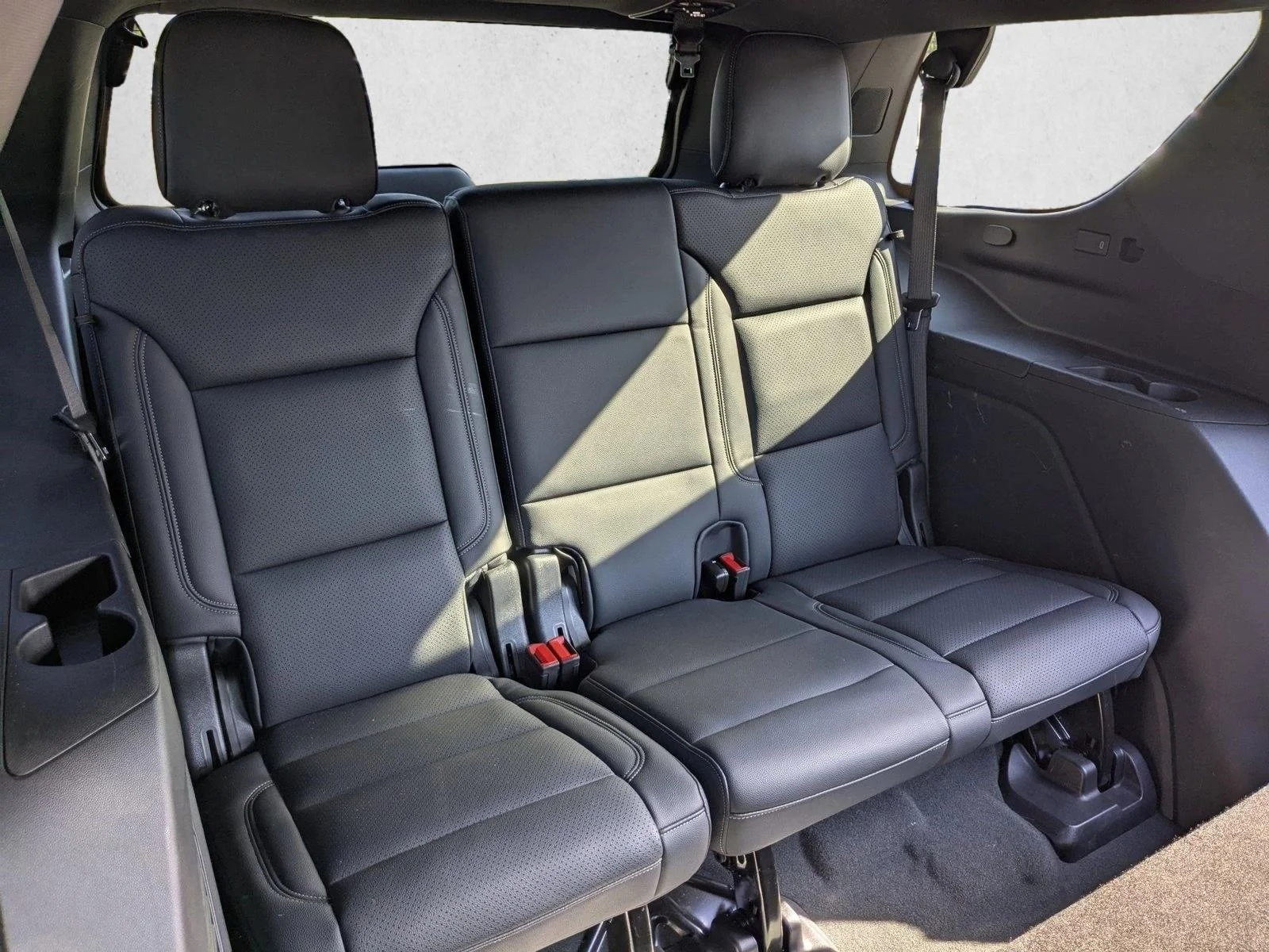 Used 2025 Black Chevrolet LS image 21