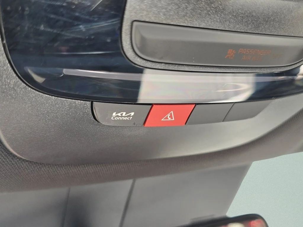 Used 2022 Yacht Blue Kia GT-Line image 39