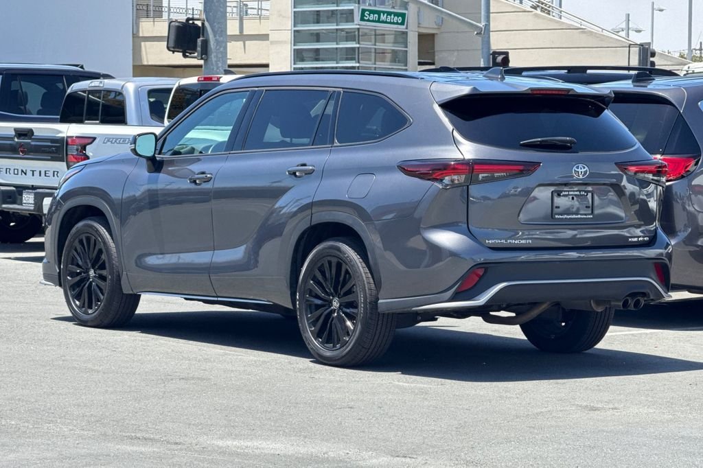 Used 2025 Gray Toyota XSE image 6