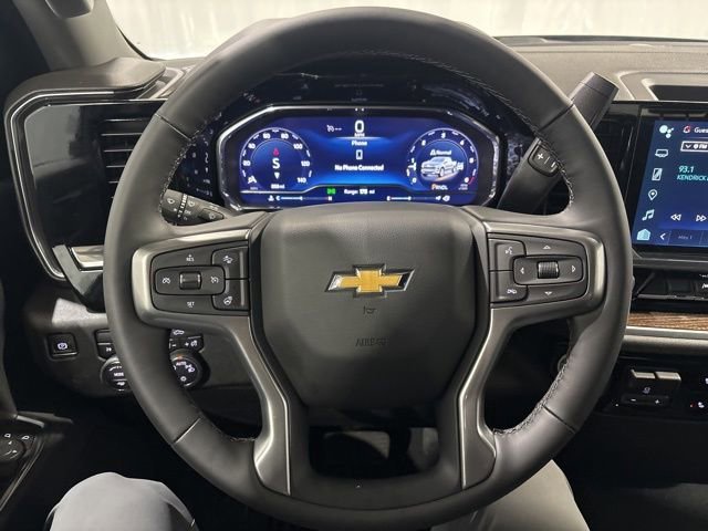 2025 Chevrolet Silverado 1500 LT - Photo 16