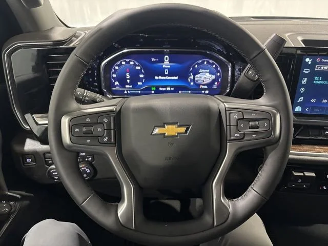 2025 Chevrolet Silverado 1500 LT - Photo 16