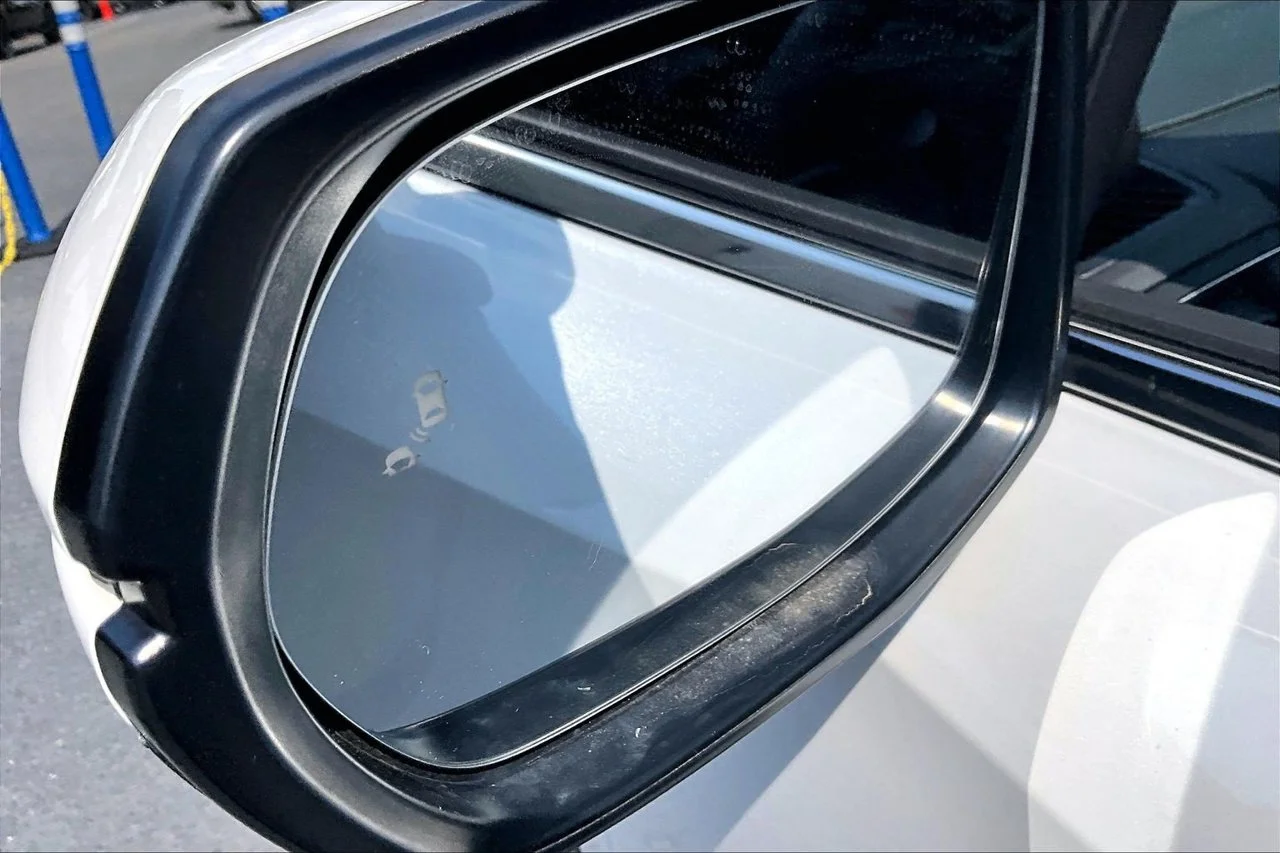 Certified Used 2022  Honda EX image 27