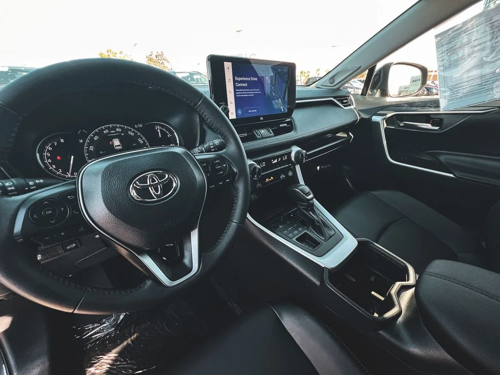 Used 2025 Magnetic Gray Metallic Toyota XLE Premium image 17