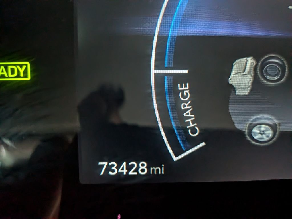 Certified Used 2025  Toyota SE image 16