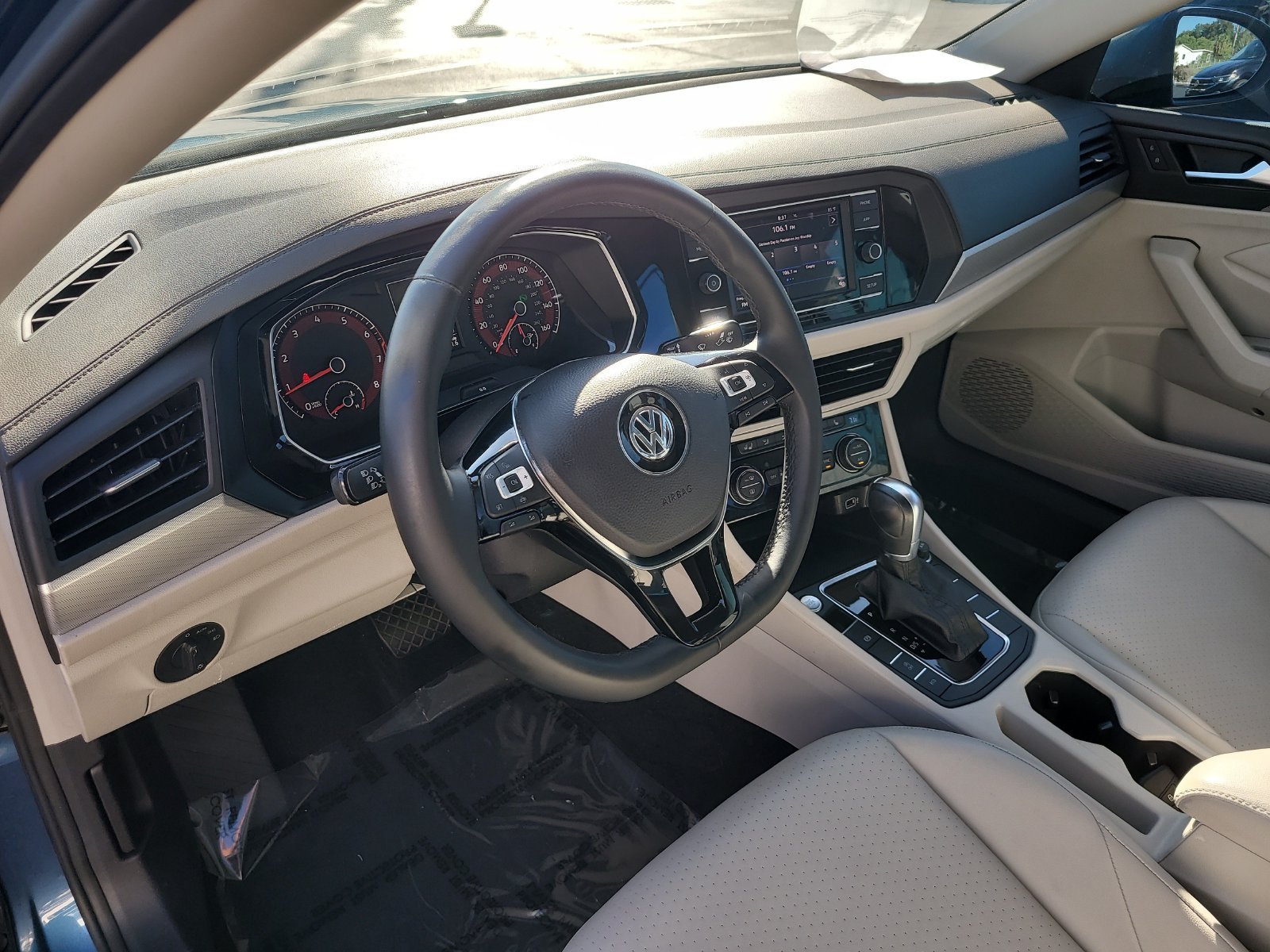 Used 2019 Blue Volkswagen 1.4T S image 18