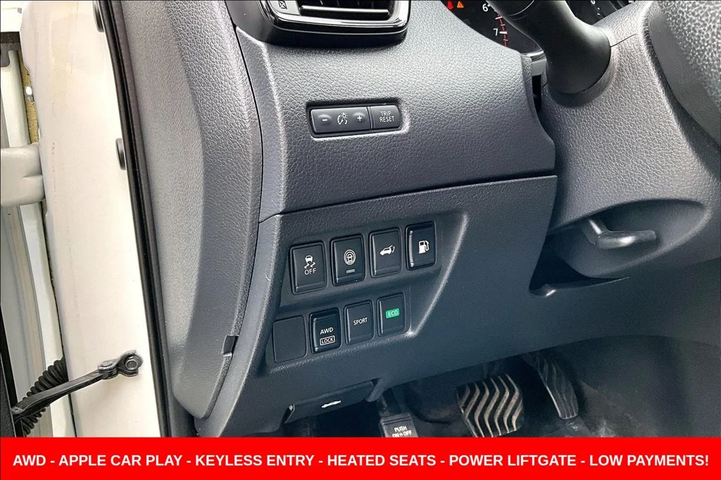 Used 2019 White Nissan SV image 12
