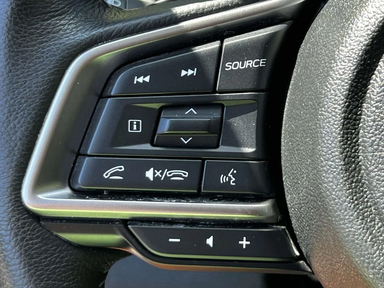 Used 2024 Ice Silver Metallic Subaru Premium image 29
