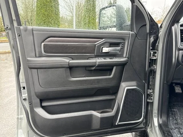 New 2026 Ceramic Gray Clear-Coat Exterior Paint RAM Laramie image 16