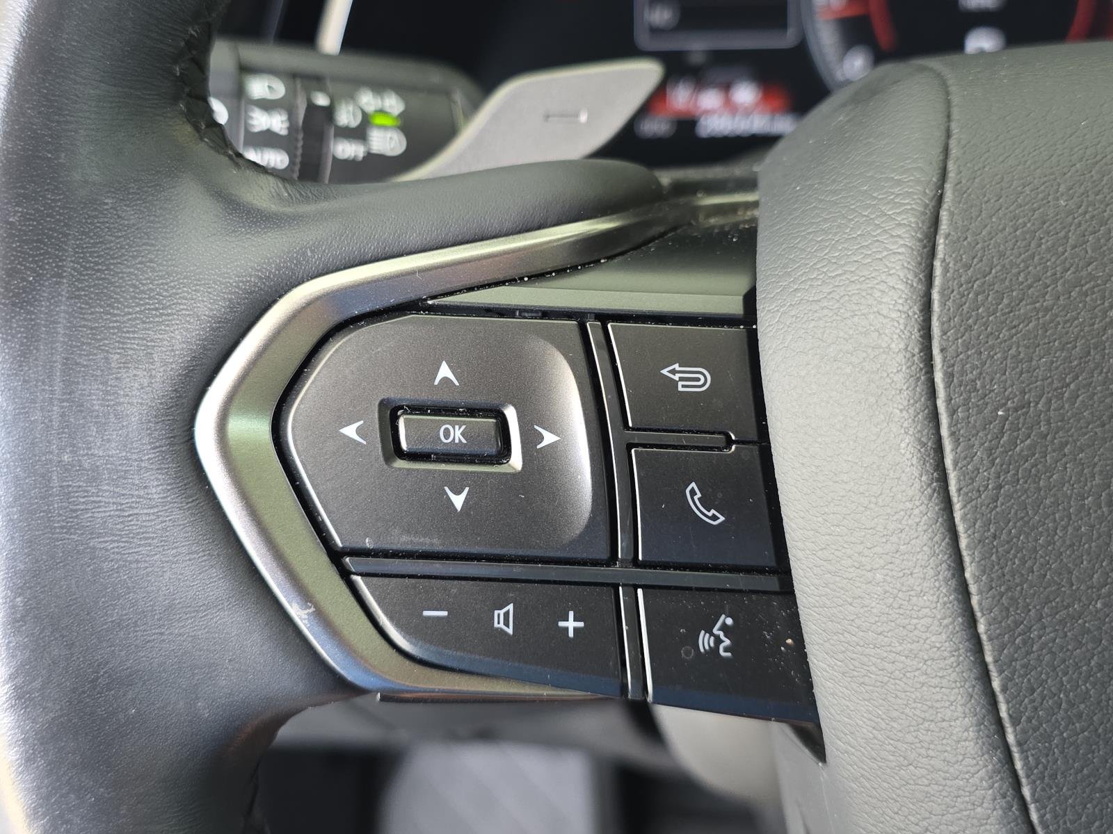 Used 2023 White Pearl Lexus 350 image 26