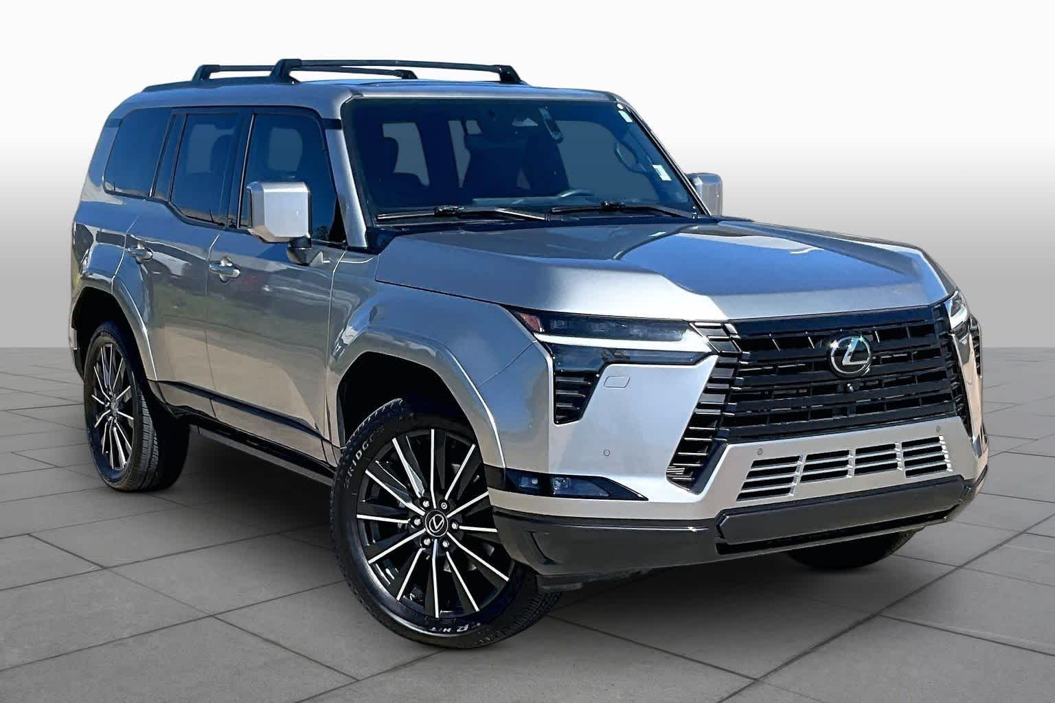 Used 2025 Atomic Silver Lexus Luxury+ image 5