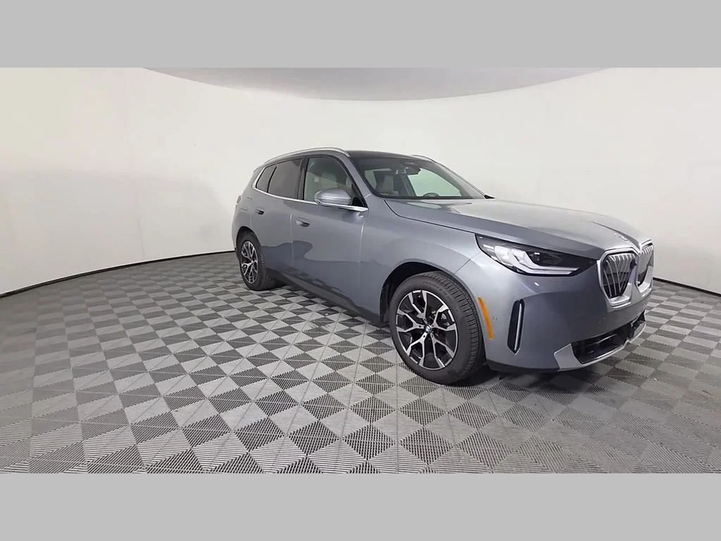 Used 2025 Skyscraper Gray Metallic BMW 30 xDrive image 53