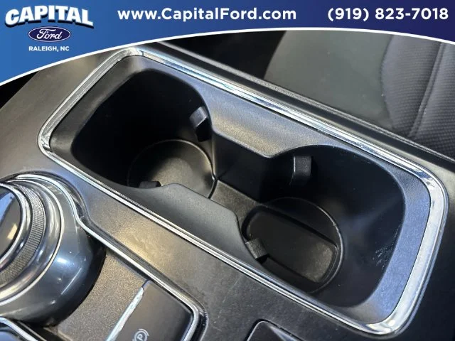 Used 2018 White Ford SE image 32