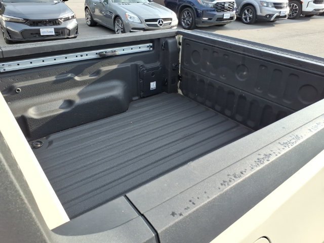 Used 2024 Beige Ford Lariat image 18
