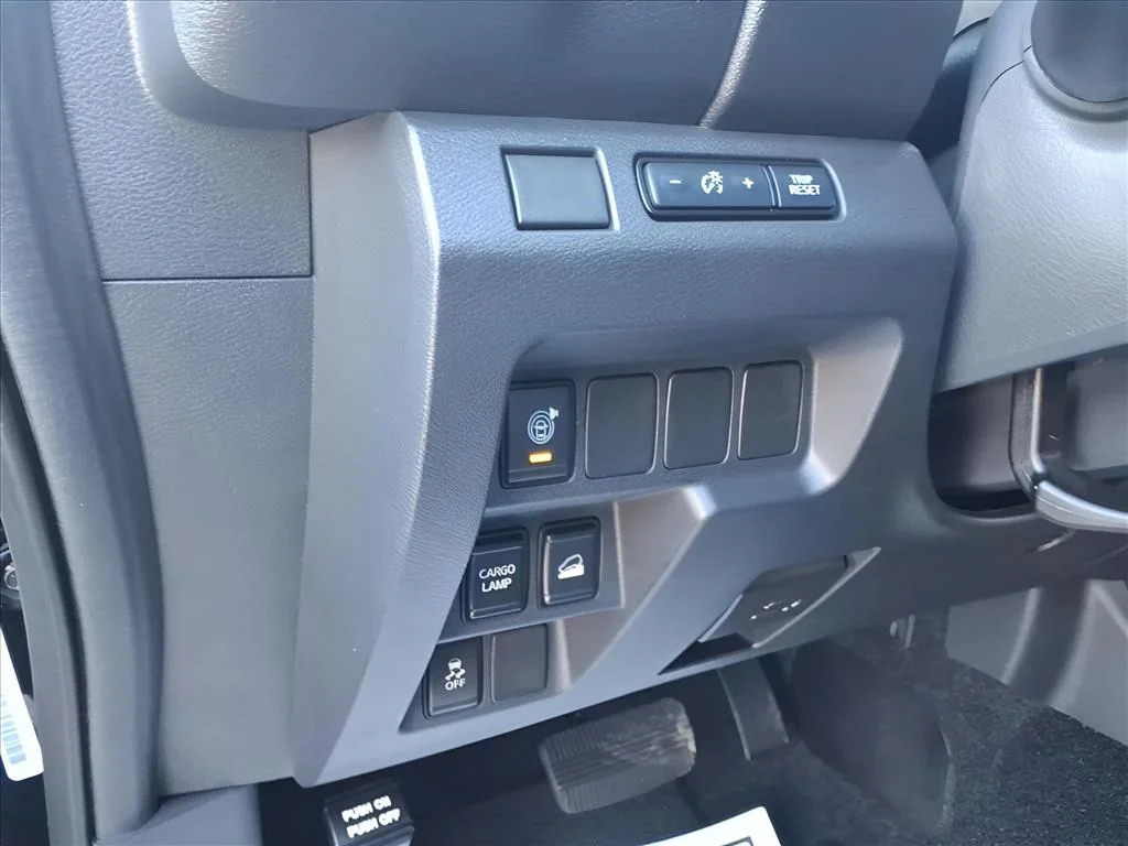 New 2026 Super Black Nissan Crew Cab S image 18