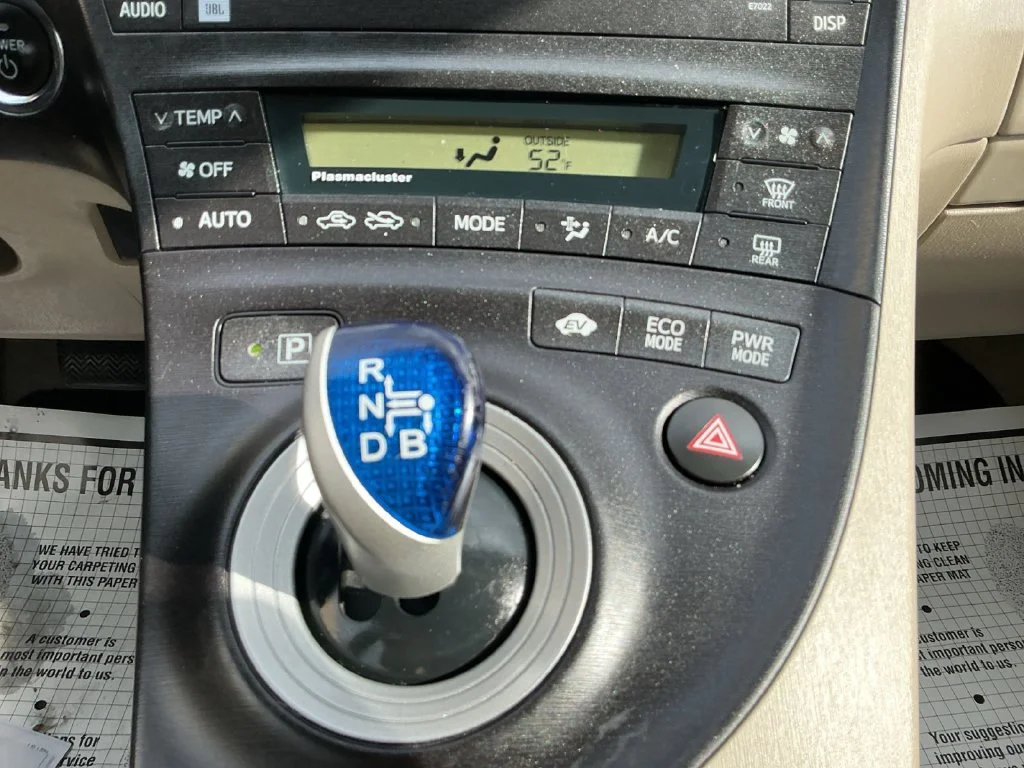 Used 2010 Blue Toyota IV image 23
