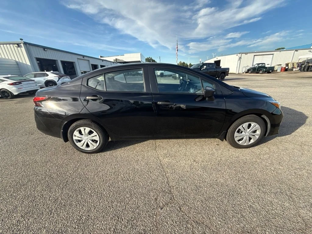 Used 2024 Black Nissan S image 6