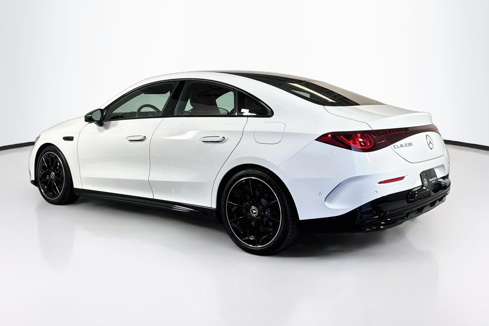 New 2027 Polar White Mercedes-Benz CLA 220 Hybrid image 7