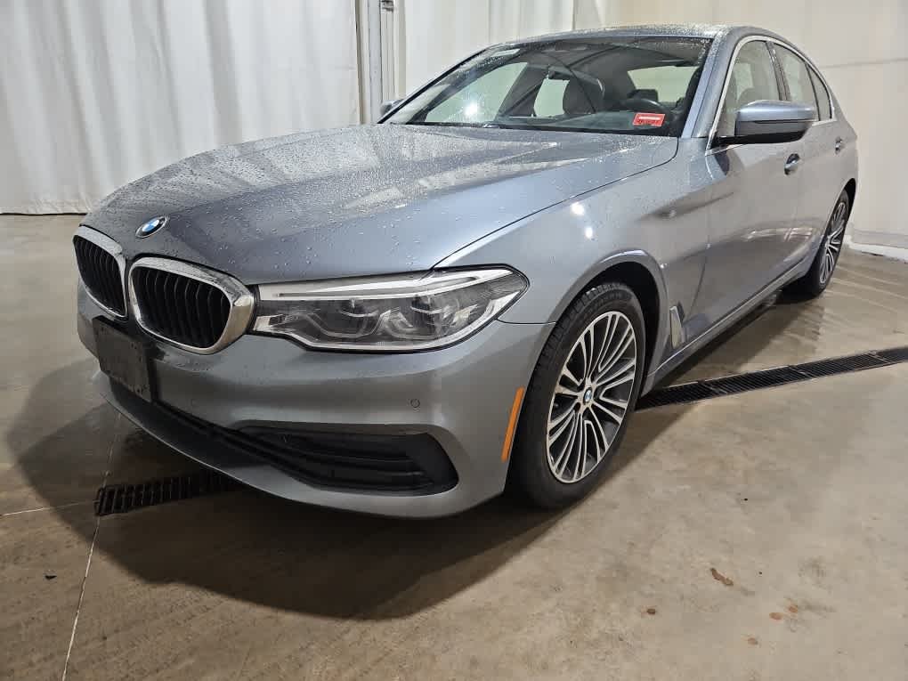 Used 2019 Bluestone Metallic BMW 540i xDrive image 2