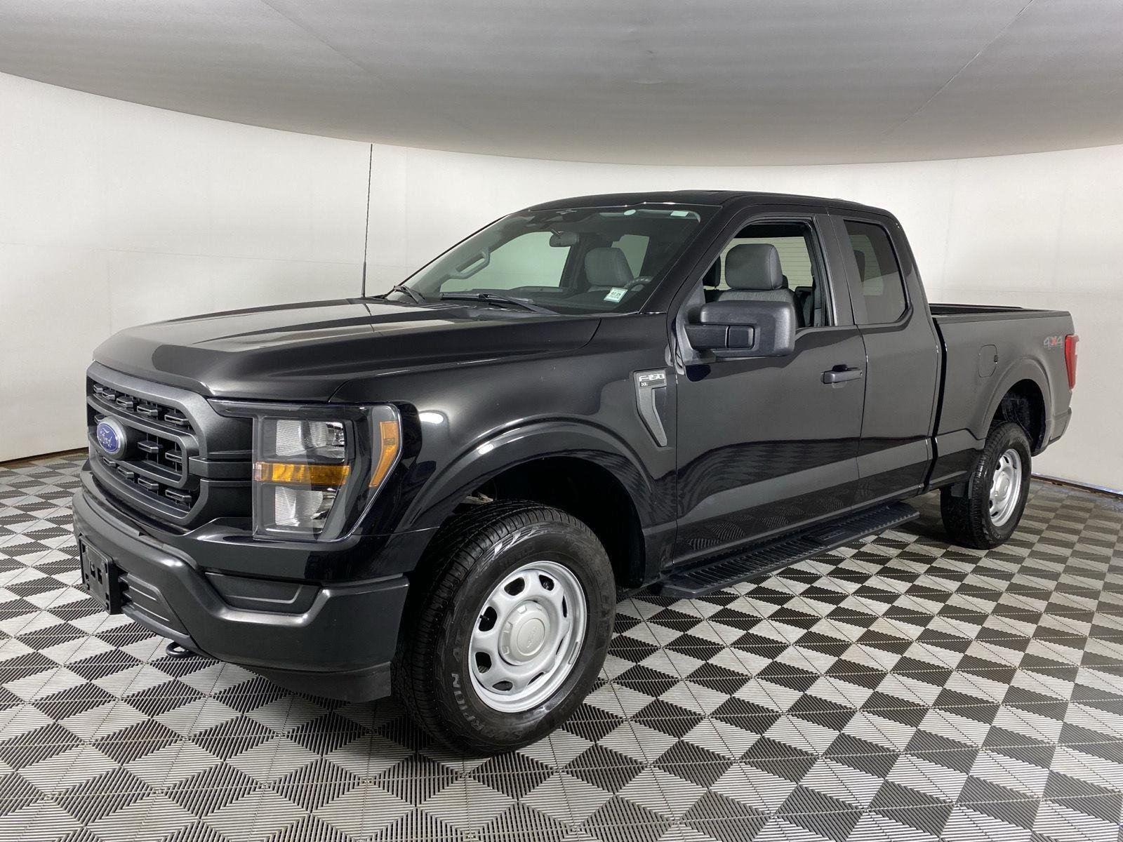 Used 2023 Agate Black Ford XL image 6