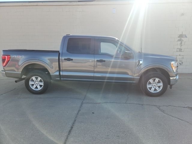 Used 2022 Gray Ford XLT image 4