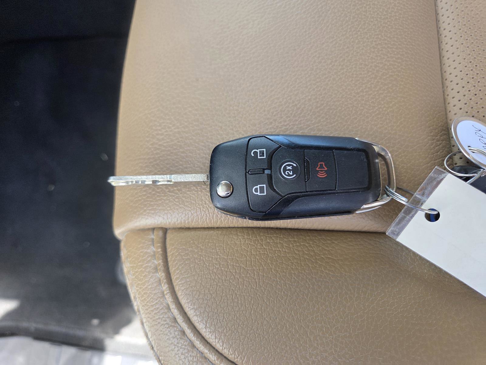Used 2022 Oxford White Ford LARIAT image 28