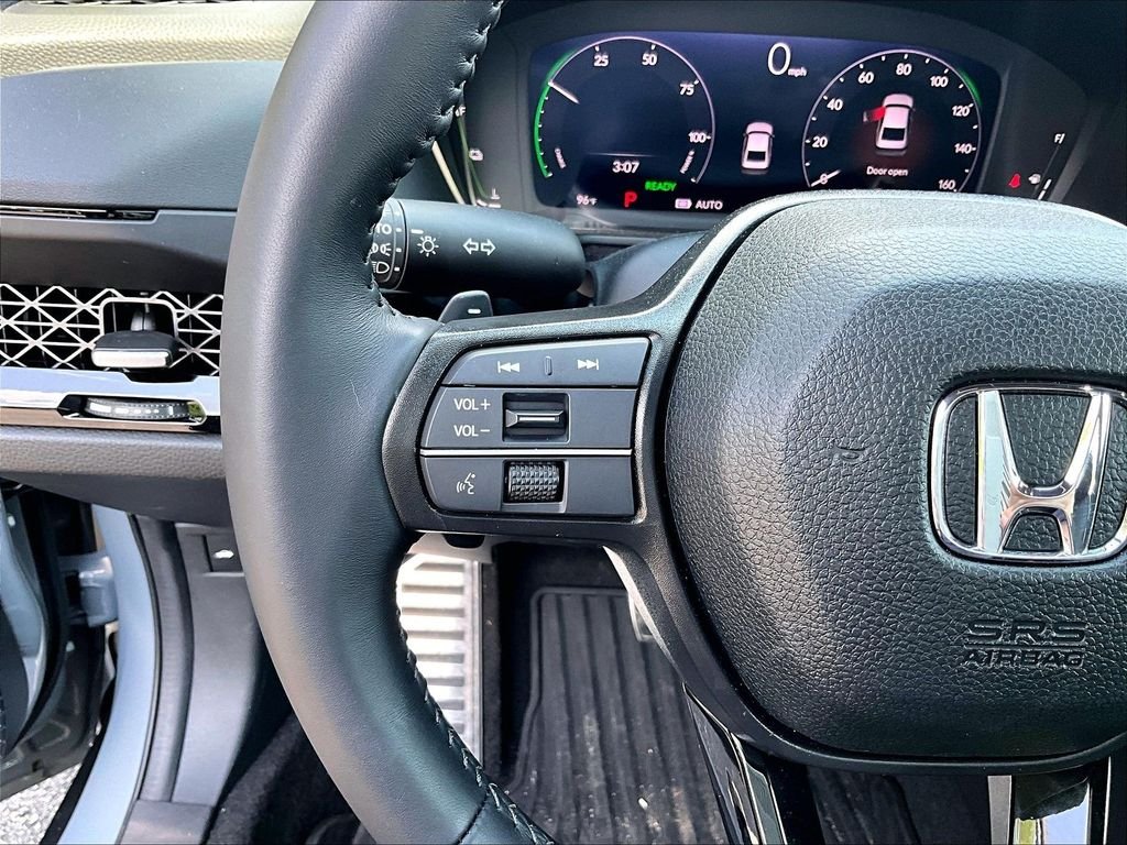 Used 2025 Gray Honda Sport image 23
