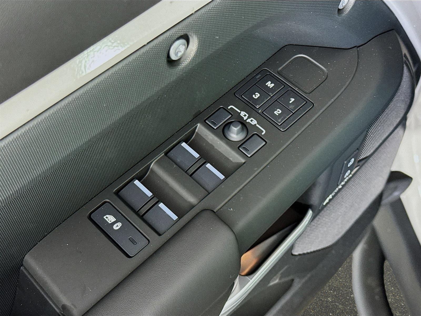 Used 2026 Gray Land Rover X-Dynamic SE image 20