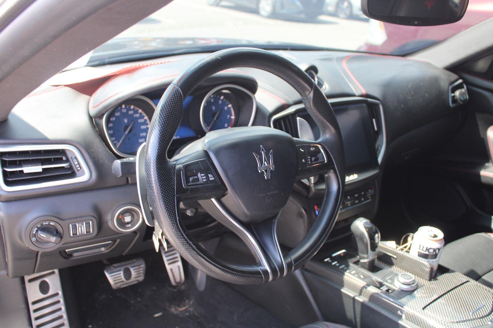 Used 2018 Nero Maserati S GranSport image 9