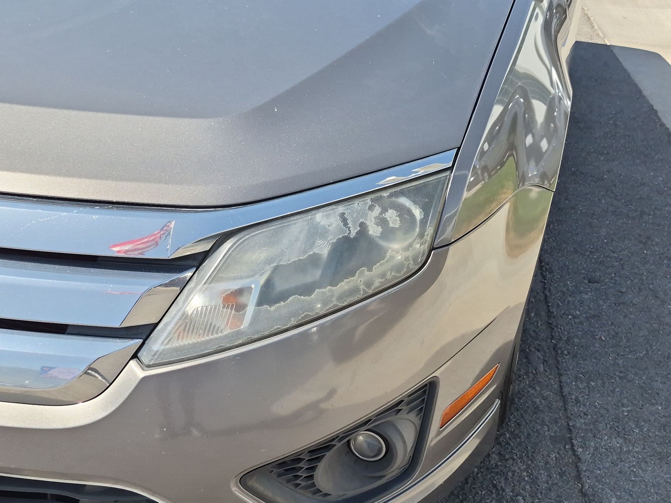 Used 2011 Sterling Gray Metallic Ford SE image 9