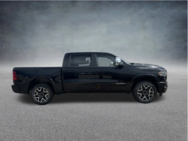 New 2026 Diamond Black Crystal Pearl-Coat Exterior Paint RAM Laramie image 9