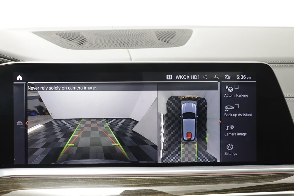 Used 2019 Arctic Gray Metallic BMW xDrive50i image 12