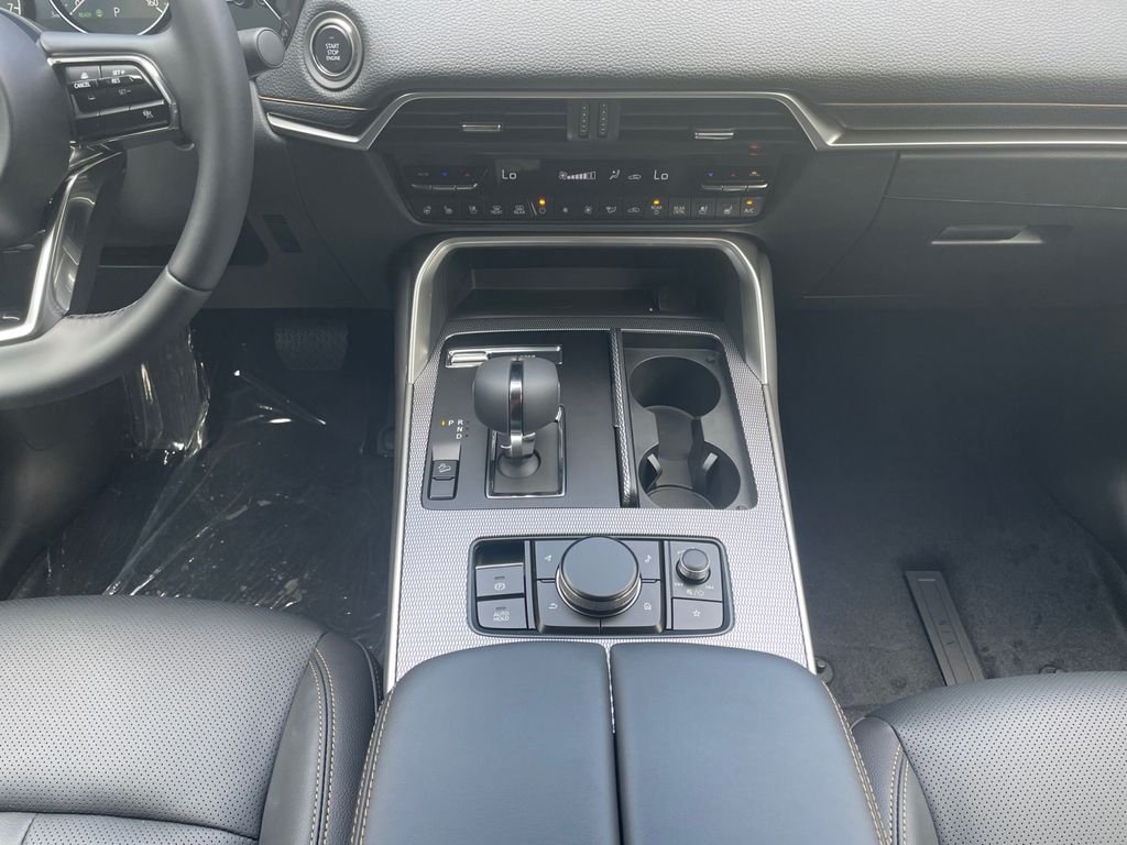 New 2026 Jet Black Mazda 3.3 Turbo Preferred image 10