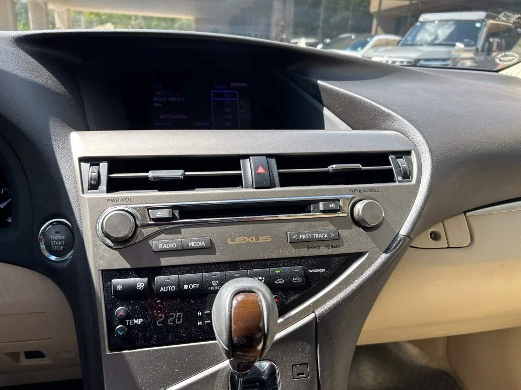 Used 2013 White Lexus 350 image 16