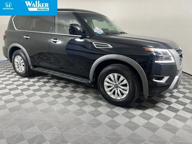 Used 2023 Black Nissan S image 5