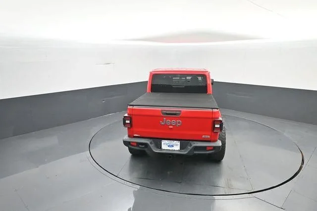 Used 2020 Red Clearcoat Jeep Overland image 33