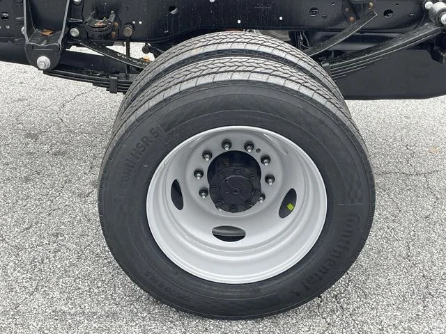 New 2026 White Ford XL image 21